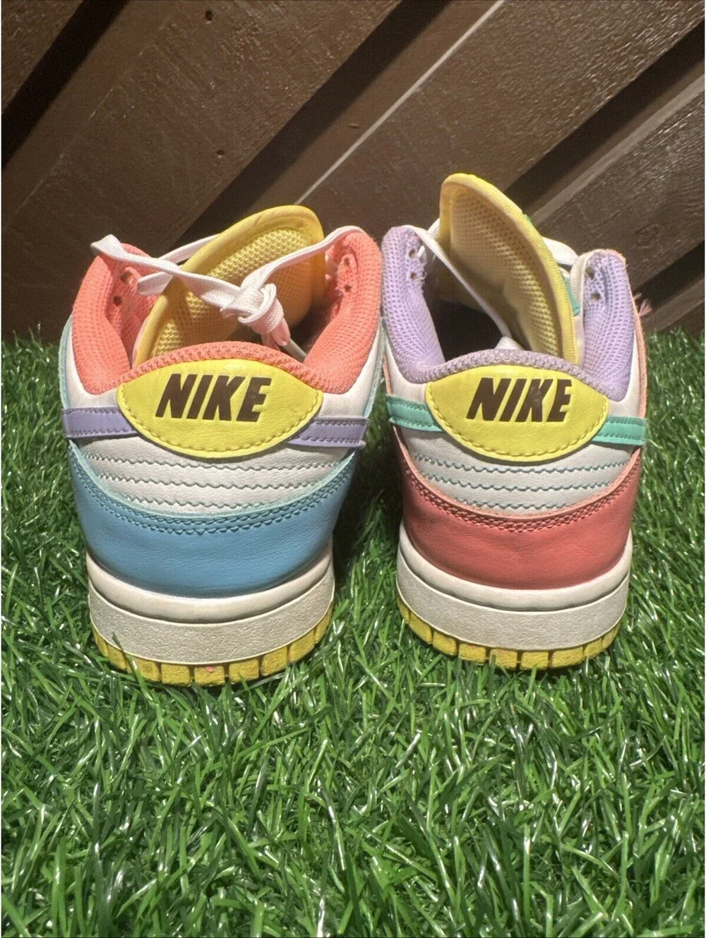 Size 6 - Nike Dunk SE Low Candy W
